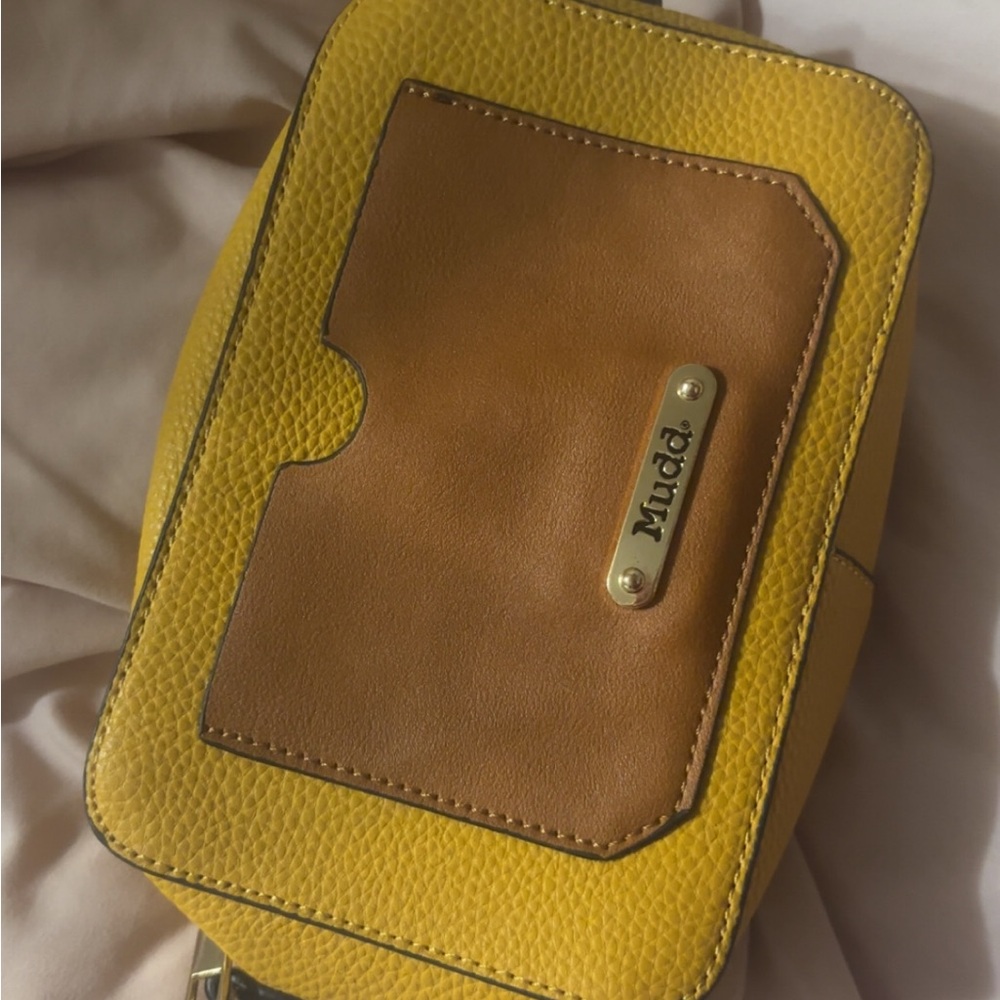 Mudd crossbody with no strap - Picture 2 of 5